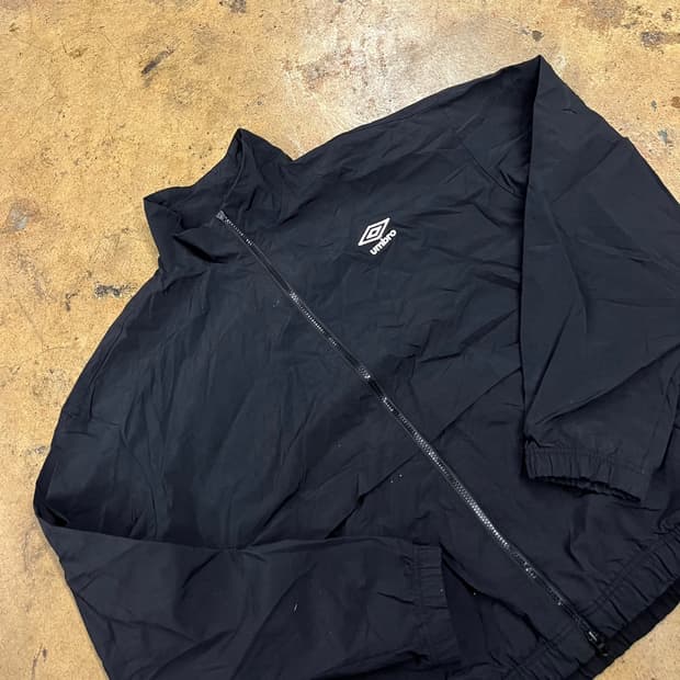 [정품/105] 엄브로 블랙 바람막이 자켓 b8