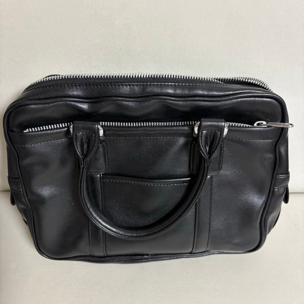 [OS] 꼼데가르송 스쿨백 블랙