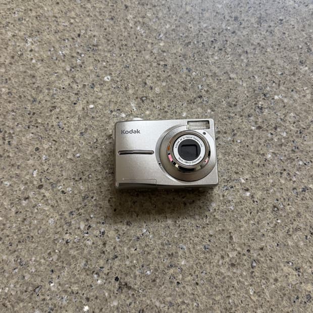 코닥 C713 카리나 디카