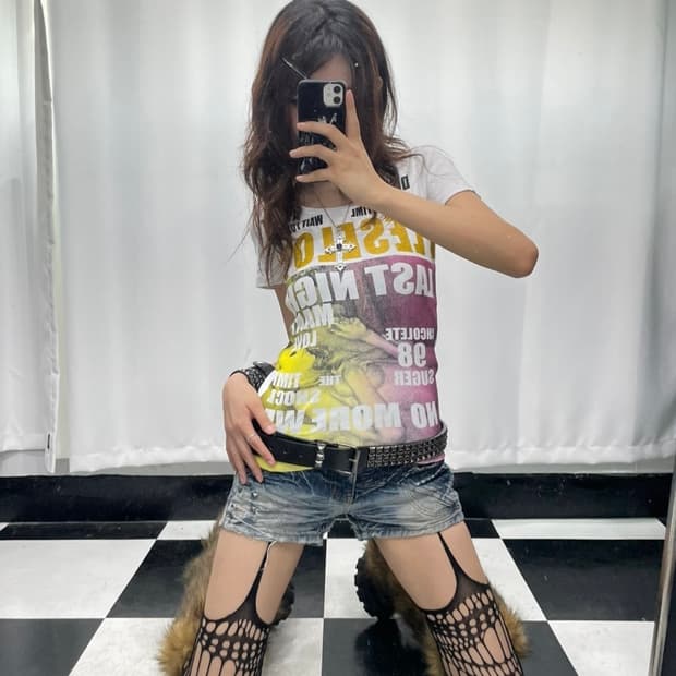 🎸화이트 레터링 프린팅 티셔츠🎸