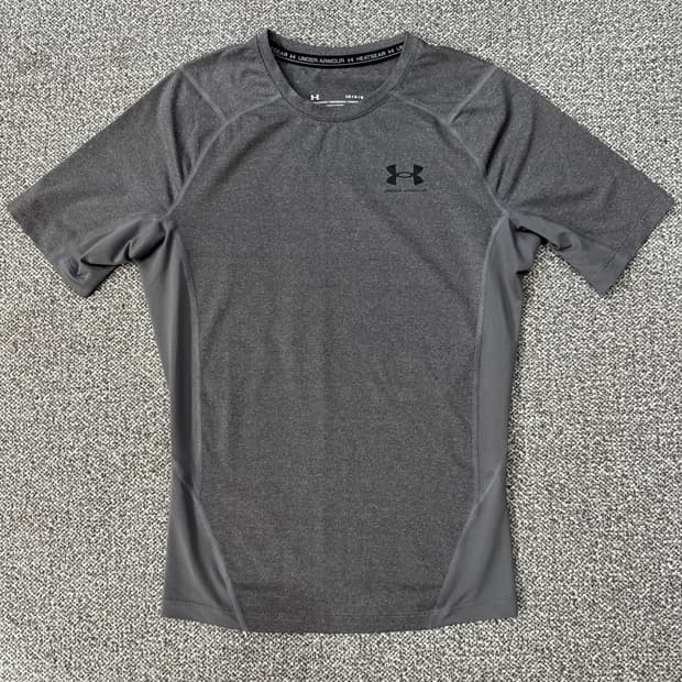 언더아머 히트기어 숏슬리브 컴프레션 셔츠