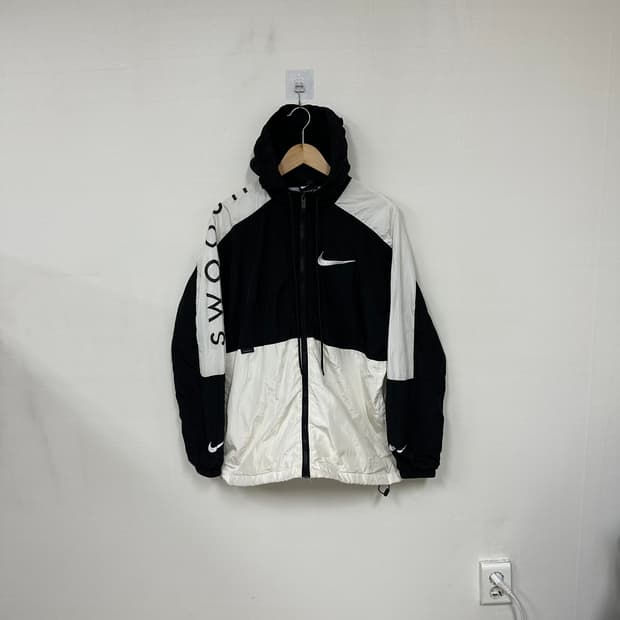 나이키 스우시 바람막이자켓L