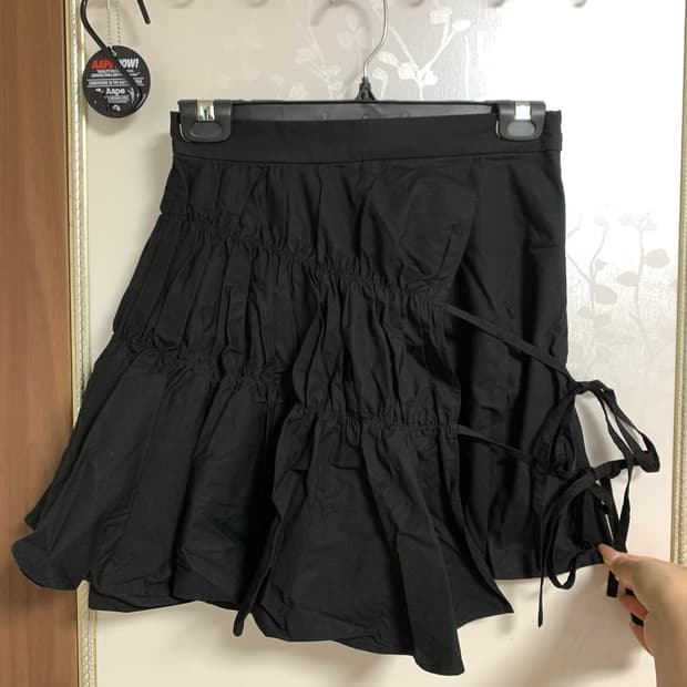 딜라이디 셔링 미니 스커트