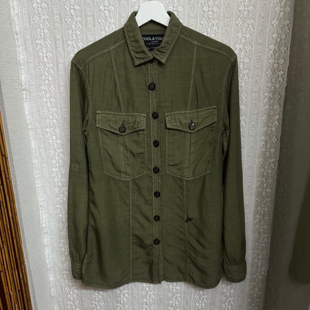 coolatiques 카키 셔츠