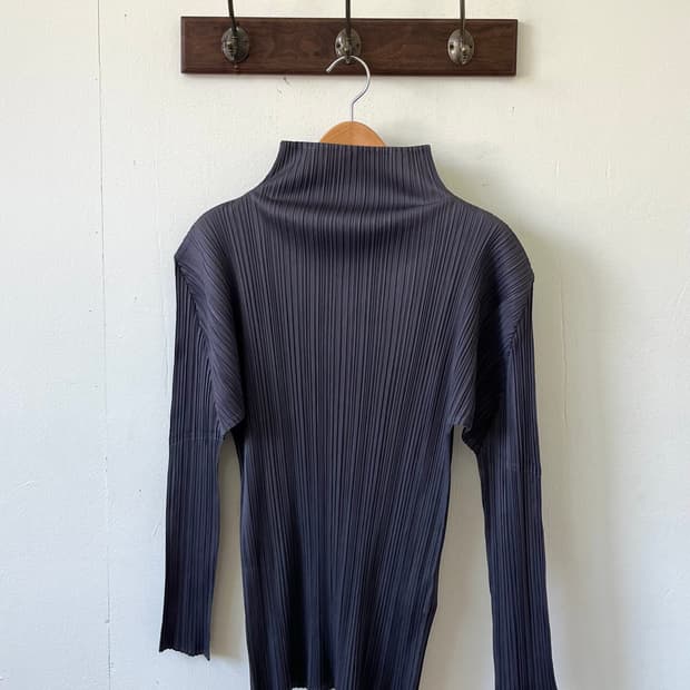 PLEATS PLEASE 차콜 플리츠 탑