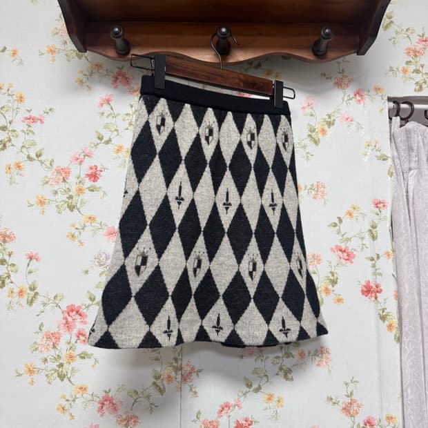 아가일 니트 스커트