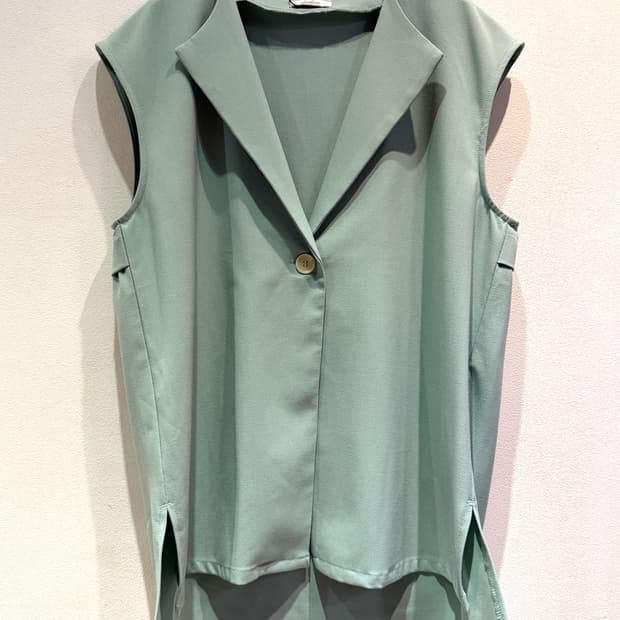 Linoluce Mint Tailored Vest
