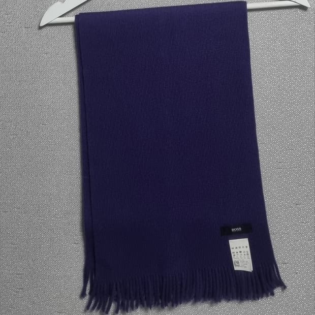 휴고보스 퍼플 울100% 목도리