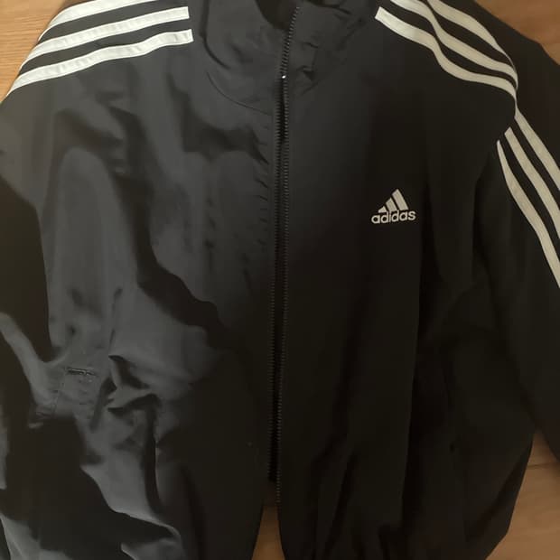 아이다스 크롭 후드 바람막이 L