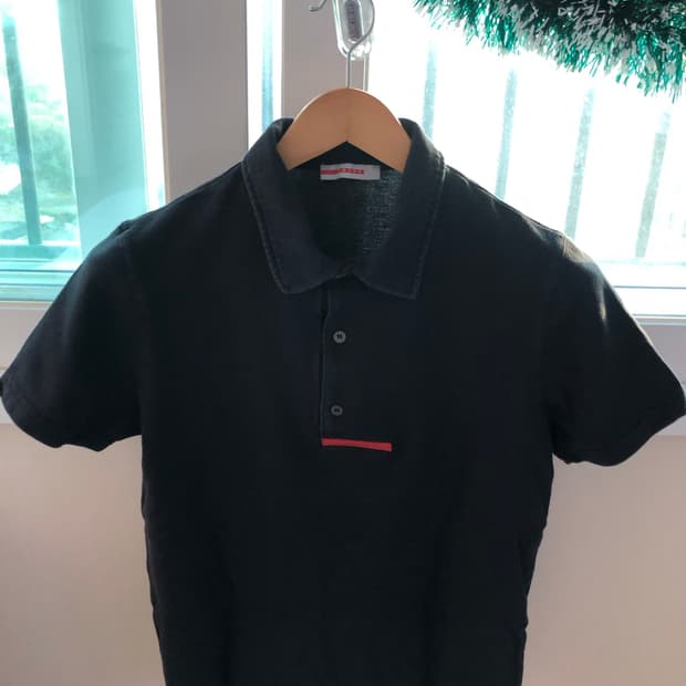 프라다 스포츠 카라티s