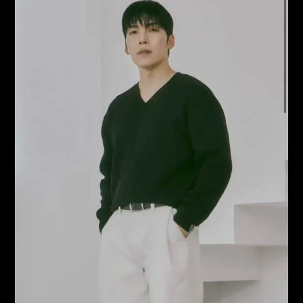 [XL]론트 329 브이넥 니트