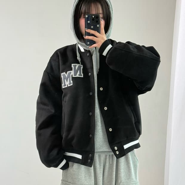 노메뉴얼 바시티 자켓