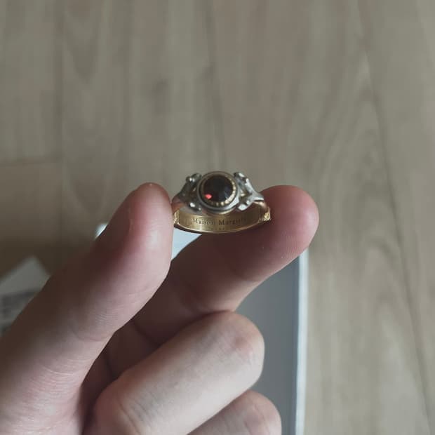 마르지엘라 가넷 팔라듐 링