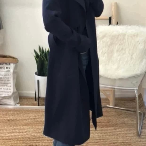 띠어리블랙트렌치코트