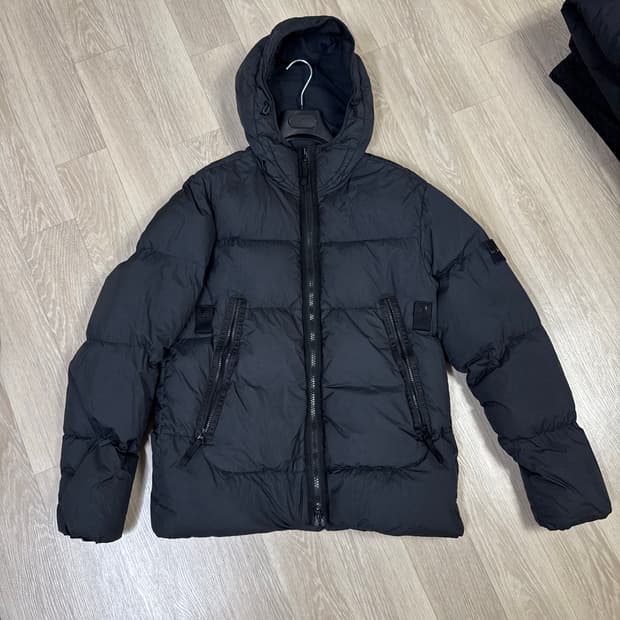 21FW 스톤아일랜드 크링클랩스 패딩 L 블랙