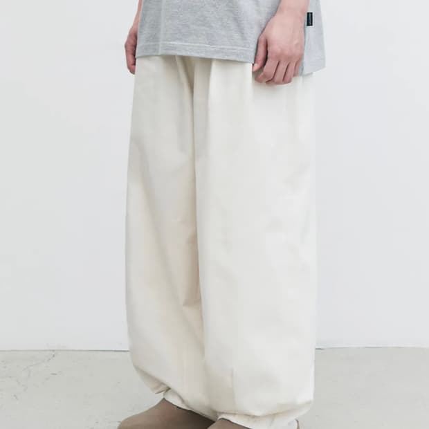 어반스터프 - 듀러블 롱 벌룬 팬츠 (크림)