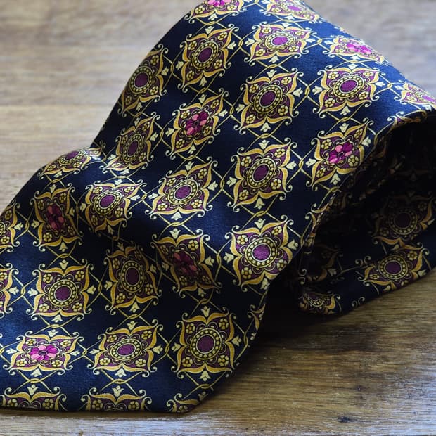 입생로랑 빈티지 넥타이 