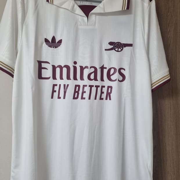 아스날 써드 유니폼