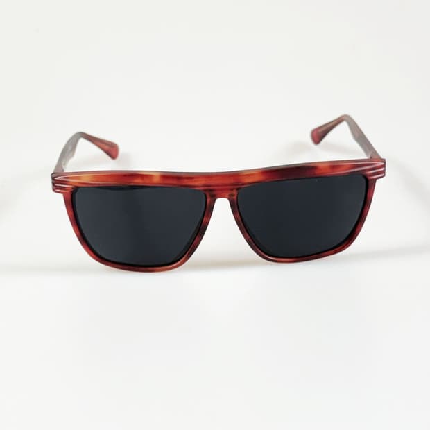 90s 토터스쉘 스퀘어 프레임 빈티지 선글라스