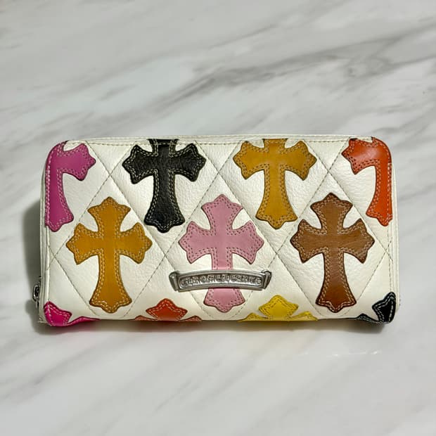 크롬하츠 VIC 멀티 레더패치 세메터리 장지갑