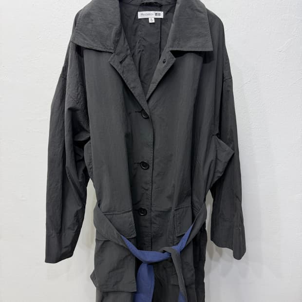 정품) JW앤더슨 유니클로 여성 바람막이 코트 XL