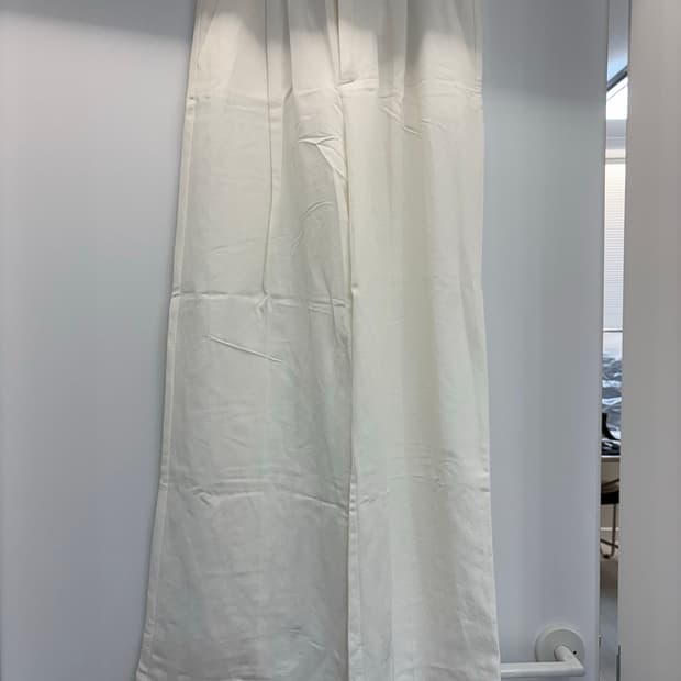 자라 화이트 슬랙스(새상품)