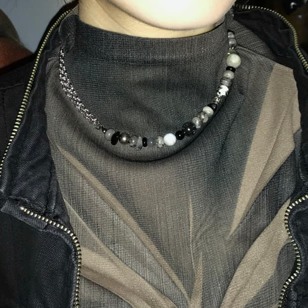 Half stone chain necklace🪨