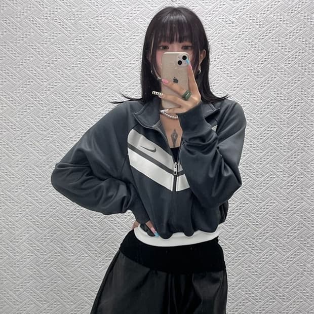 나이키 빈티지 스트릿 펑크 러블리힙 세미크롭 져지 반집업 L C13110