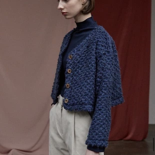 주르티 부클 가디건 숏자켓