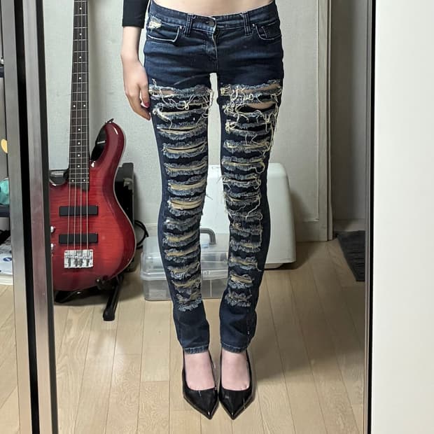 디스트레스드 스키니진