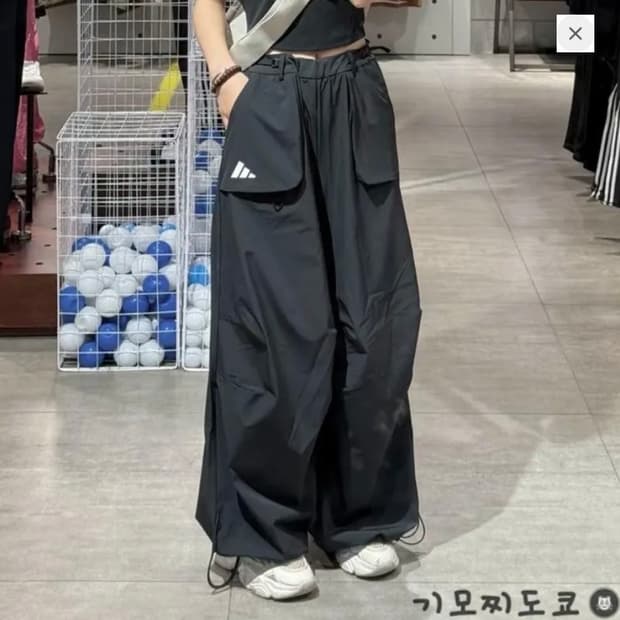 아디다스 파라슈트 오버사이즈 팬츠 XS