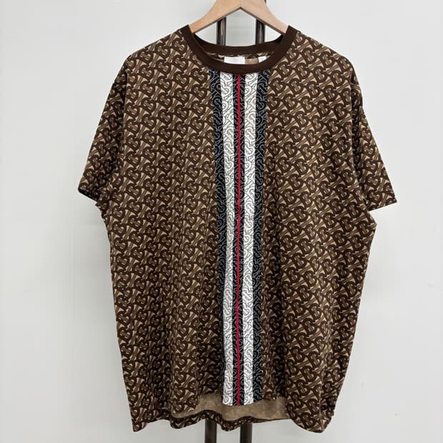 [L]버버리 모노그램 스트라이프 반팔티