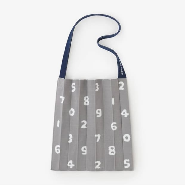 소우소우 니트 플리츠 백 라이트 그레이 M