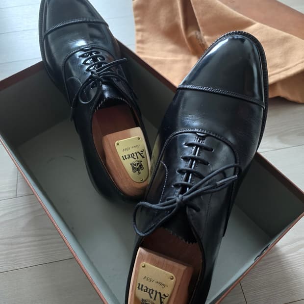 알든(Alden) 블랙 캡토 옥스퍼드 구두(정품 슈트리 포함)