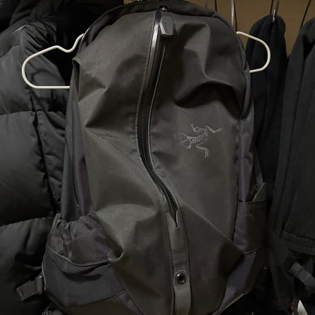 아크테릭스 아로 16 백팩 블랙