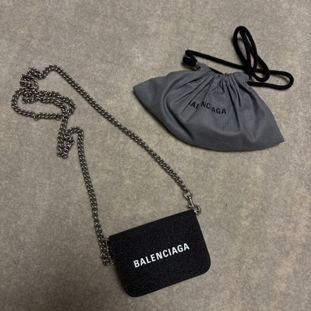 발렌시아가 캐쉬 미니 체인 지갑 정품 새상품