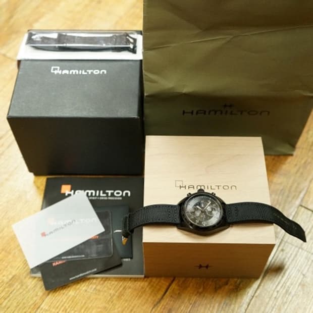 해밀턴 카키 필드 크로노그래프 오토매틱 시계 추천