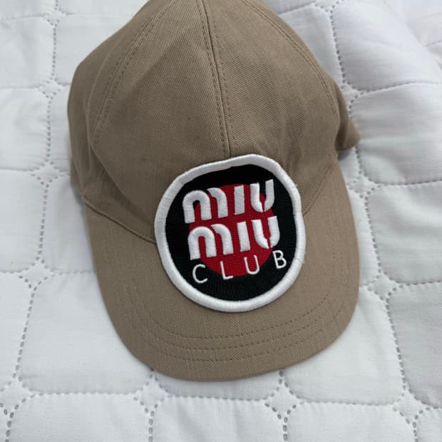 Miu miu 볼캡