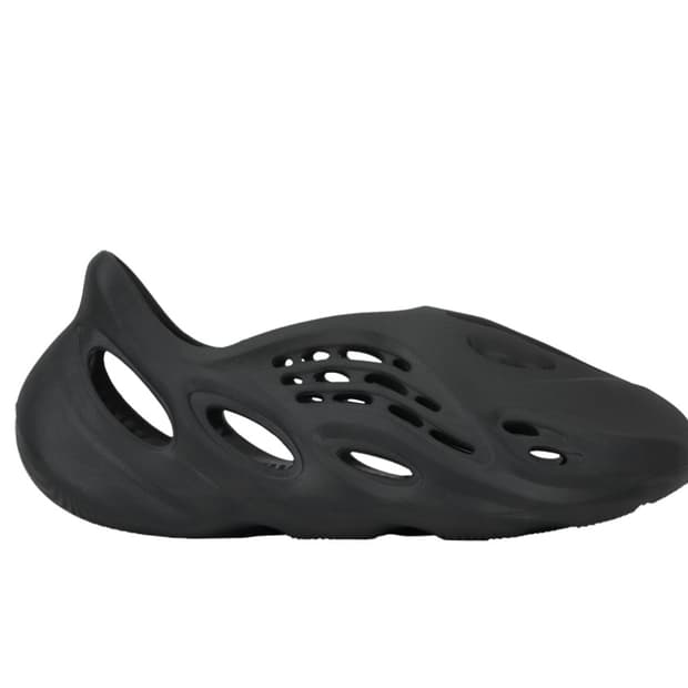 아디다스 이지 폼 러너 오닉스