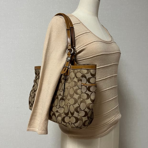 Coach 백