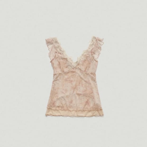 더바넷 Sena Sheer Lace Sleeveless Top_Peach