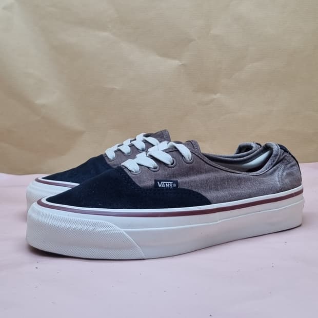 반스 어센틱 리이슈44 스니커즈240