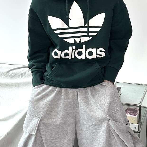 아디다스 딥그린 빅로고 후드티 XS