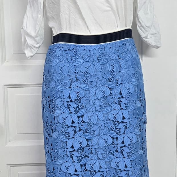 산드로 레이스스커트