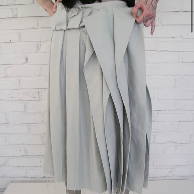에옹쓰 Offbeat pleats skirt mint 오프비트 플리츠