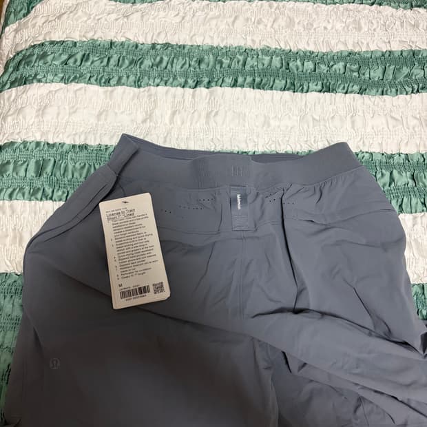 룰루레몬 쇼츠M 새상품