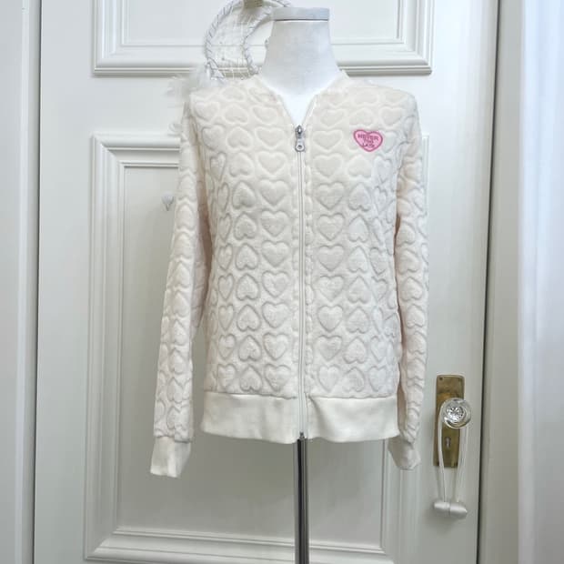 ivory heart pattern fur zip-up
