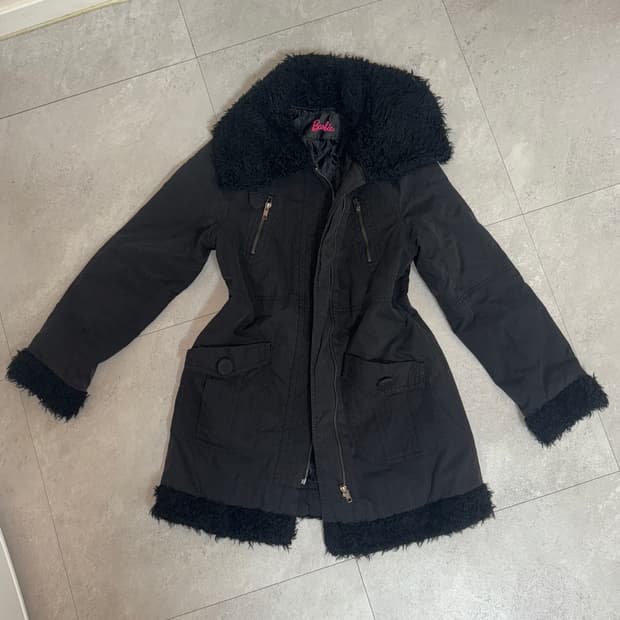 barbie 하이넥 무스탕 패딩점퍼