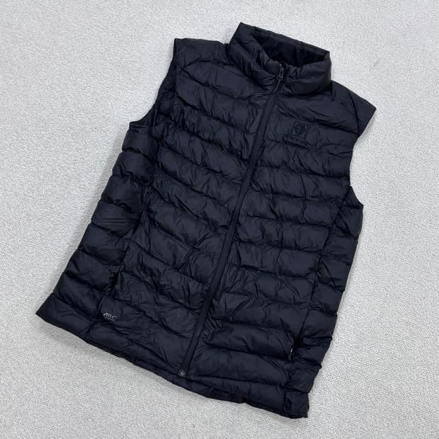 100 블랙야크 남성 경량 패딩 조끼 0508E
