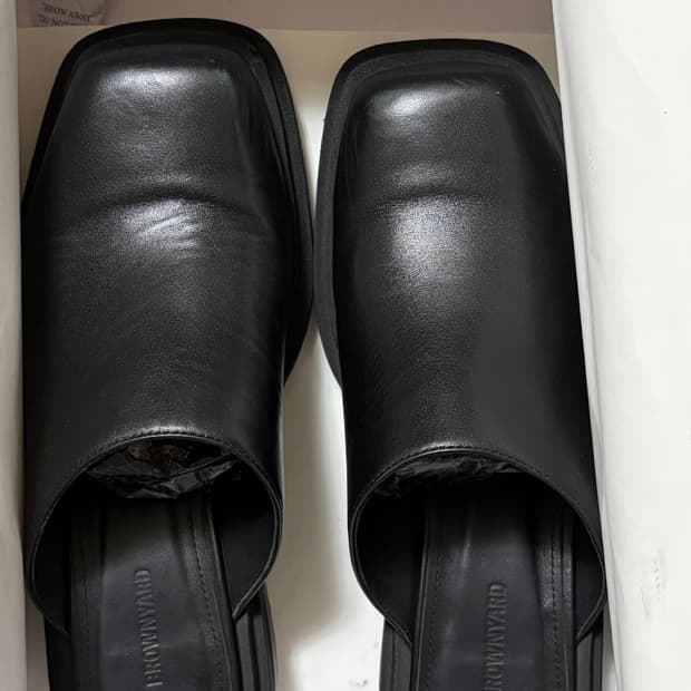 브라운야드 w leather Mule